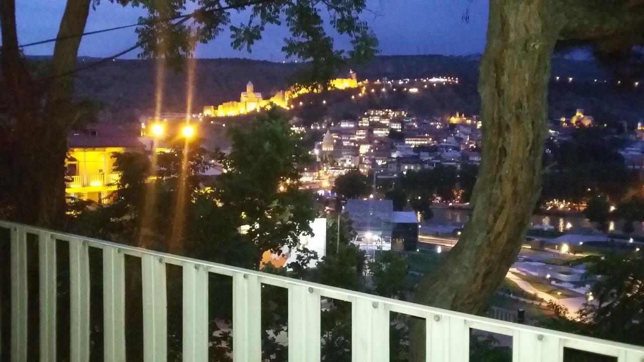 טביליסי Hotel Jurkha מראה חיצוני תמונה