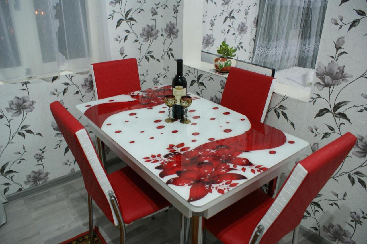 טביליסי Hotel Jurkha מראה חיצוני תמונה